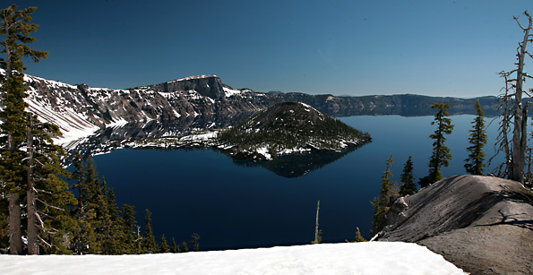 Crater Lake National Park 
Wizard Island seen from Discovery Point, Morning in June