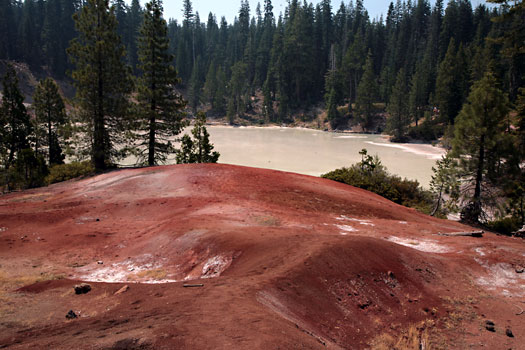 Lassen Volcanic National Park 
Boiling Springs Lake