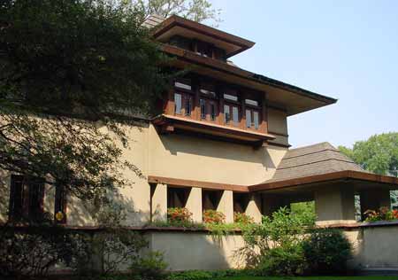 Edward Hills , Frank Lloyd Wright